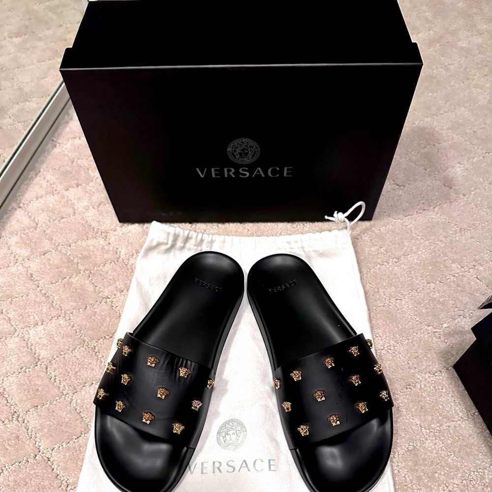 Versace slides with gold Medusa heads . Like new worn twice stylish comfy slides
